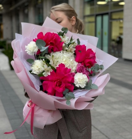 Ассорти с малиновыми 099
